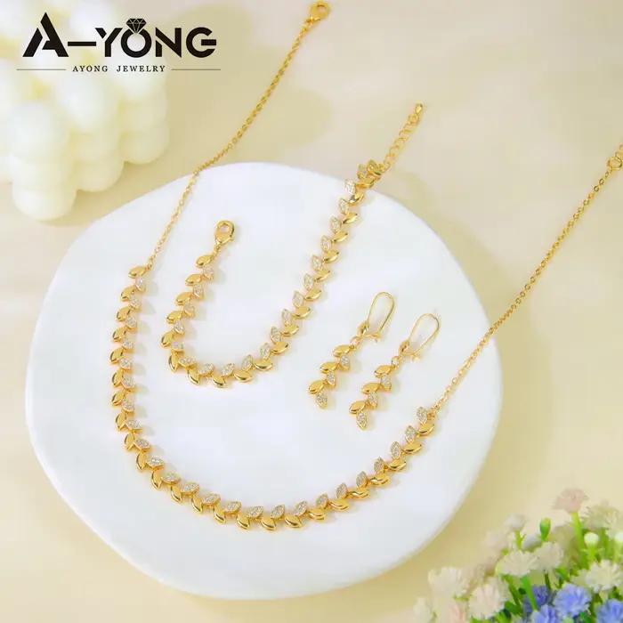 Ensemble de bijoux de luxe en zircone italienne plaqué or 21 carats pour femmes occasions spéciales mariage anniversaire