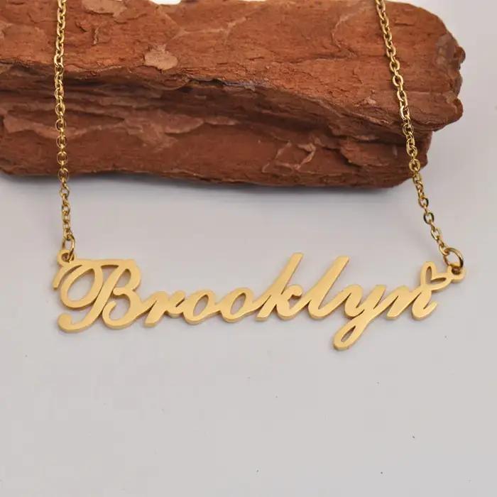 Tiff with Love Coussins Nom Collier pour Femme