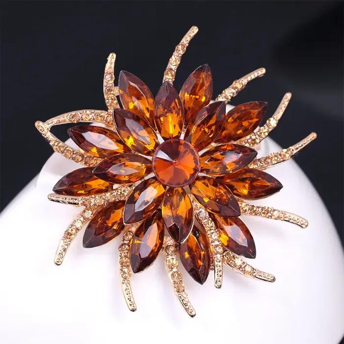 Grande broche en cristal de pierres précieuses brillantes pour femmes