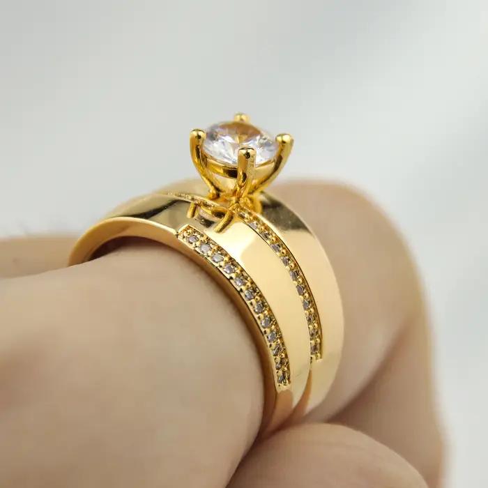 Bague de cocktail plaquée or 21 carats pour femmes