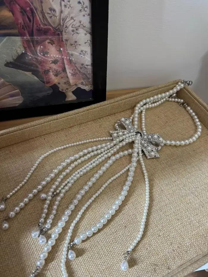 Collier de perles à nœud en diamant français élégant design raffiné chaîne de clavicule pour femmes occasions spéciales