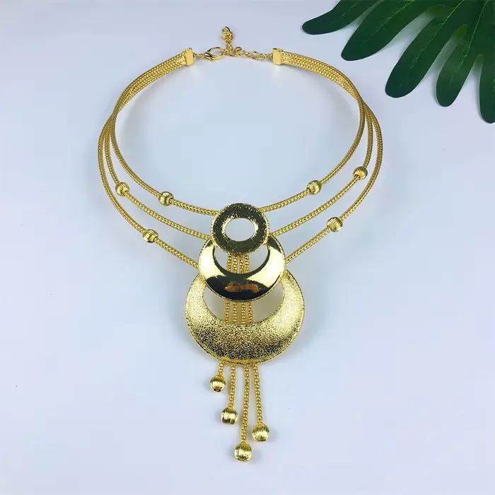 Ensemble de bijoux plaqués or 18 carats pour femmes