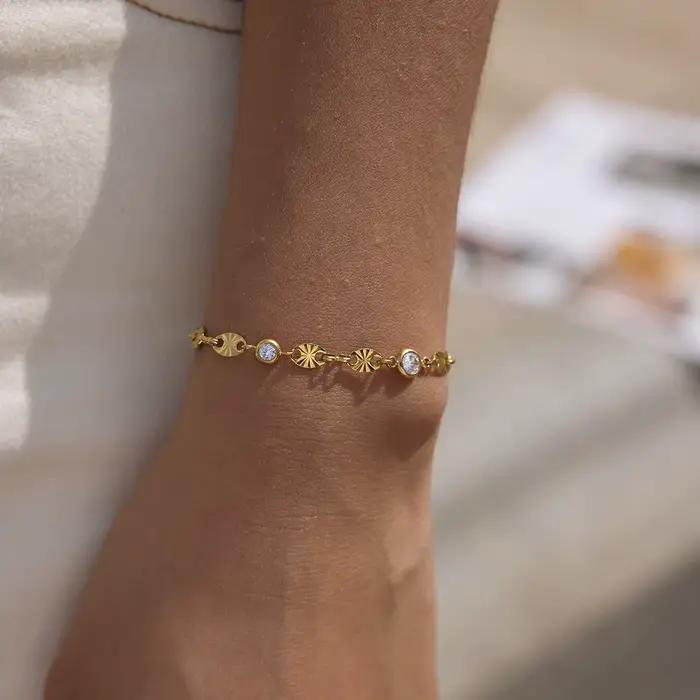 Bracelet chaîne et maillons en acier inoxydable finition or pour femme bijou de mode
