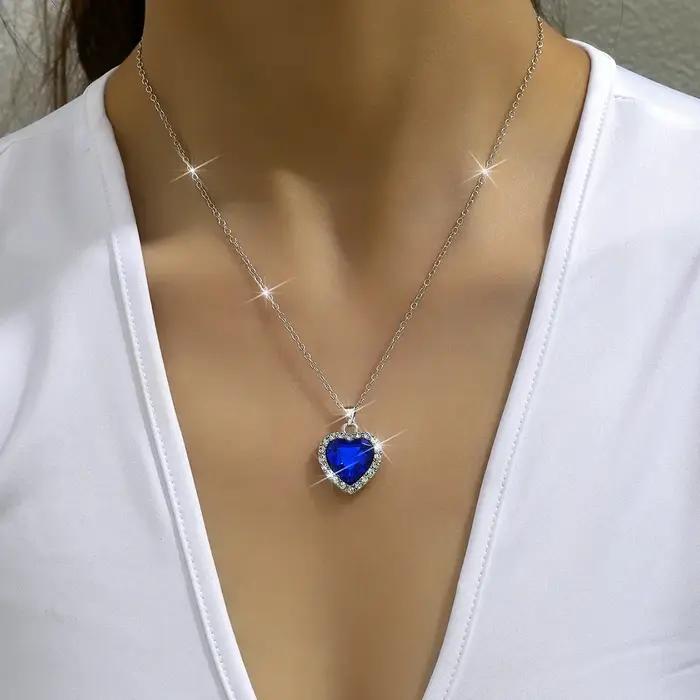 Collier Pendentif Coeur Garni De Strass Unisexe Pour Occasions Spéciales Et Style Décontracté Polyvalent