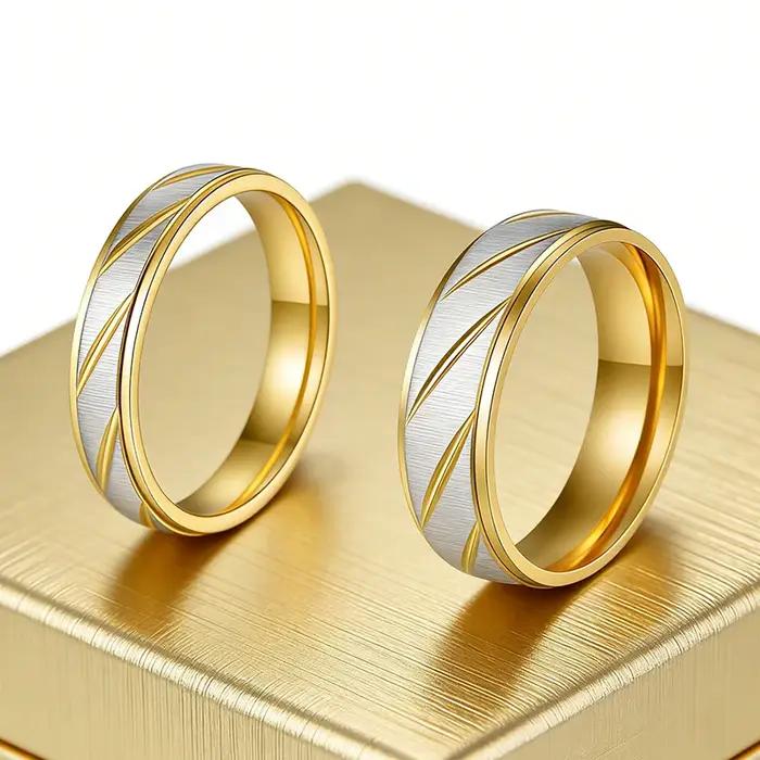 Bagues assorties pour couple