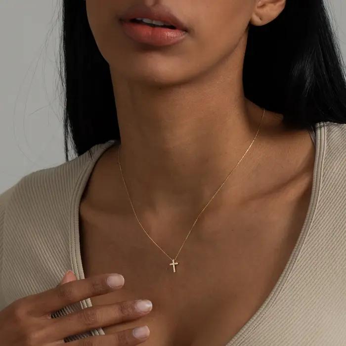 Nouveau collier croix plaqué or 18 carats pour femme, délicat, collier ras du cou, mode, quotidien,