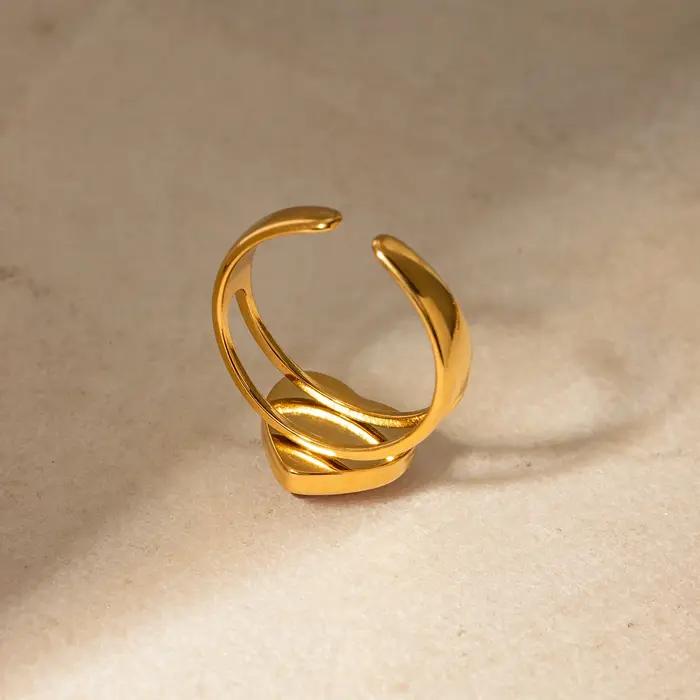 Bague en forme de coeur en cornaline plaquee or PVD 18K pour femmes bijou romantique et elegant cadeau de haute qualite pour parties speciales