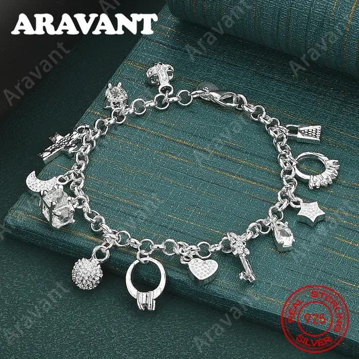 Bracelet en argent sterling 925 avec 13 breloques et éléments variés : un design frais et élégant pour les bijoux de fiançailles pour femmes