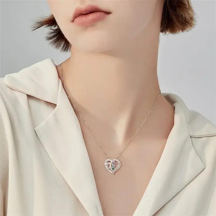Collier personnalisé avec nom de pierre de naissance pour femmes