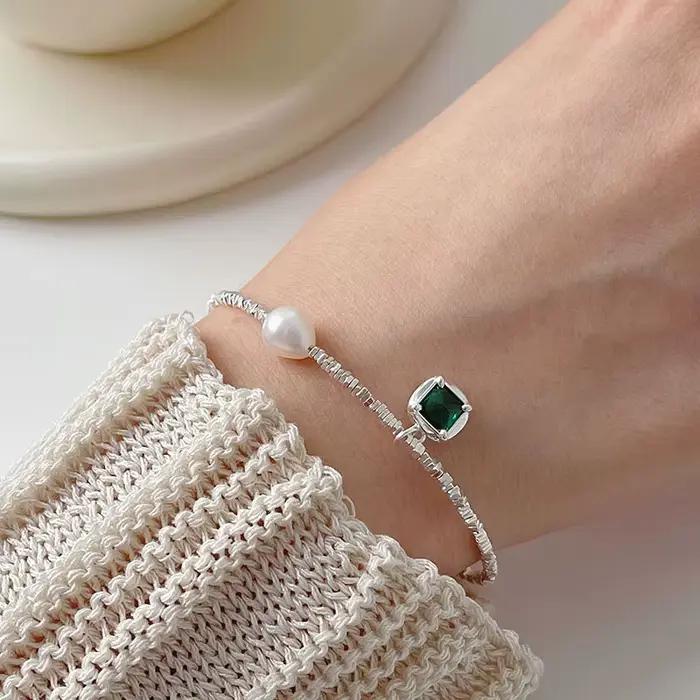Collier de perles avec pendentif vert émeraude en argent Sterling 925 pour femmes