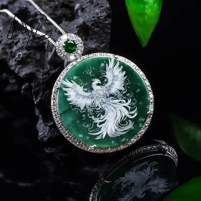 Collier en argent S925 avec pendentif en jadeite sculpté en forme de phénix