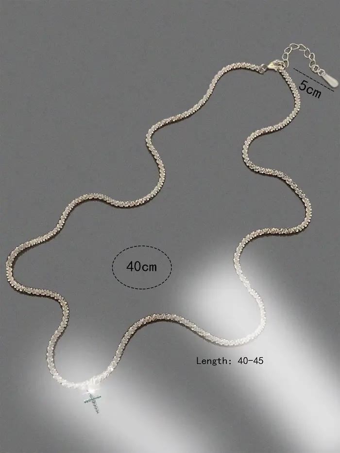 Collier ras du cou avec croix et clavicule, 1 pièce, simple