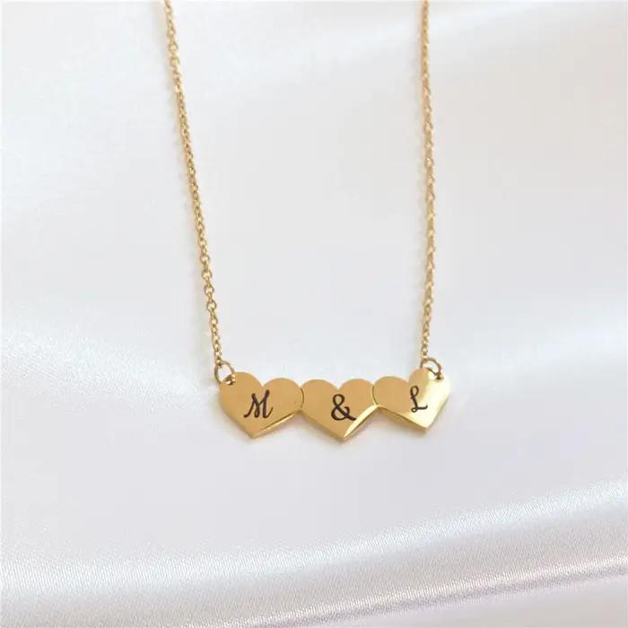 Collier personnalisé en acier inoxydable avec pendentif coeur et lettres gravées bijou pour femme occasion spéciale
