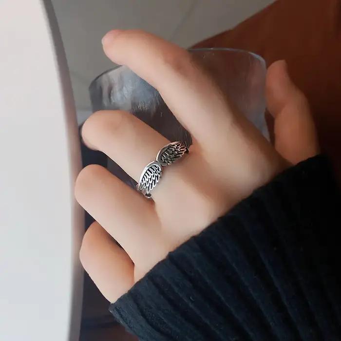 Bagues rétro pour couples ailes de démon d'ange bijoux antiques sens de la mode populaire anneau ouvert et réglable punk hip hop cadeau occasions spéciales