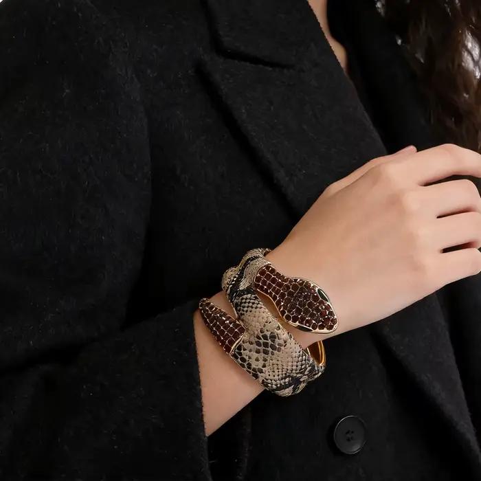 Bracelet manchette effet peau de serpent Wild Glam – Accessoire tendance pour brunch