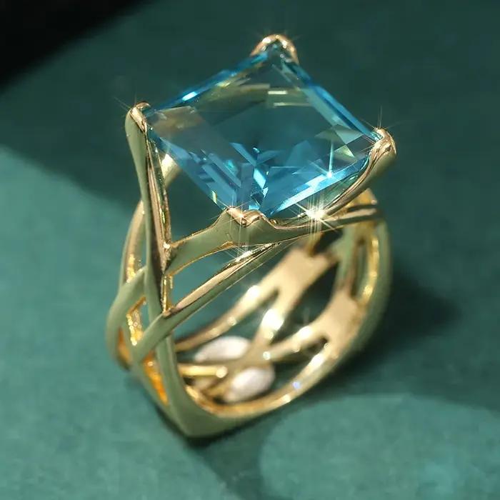 Bague ajourée sertie de zirconium bleu en plaqué or 14k pour femmes romantique cadeau de fiançailles alliance de mariage occasions spéciales