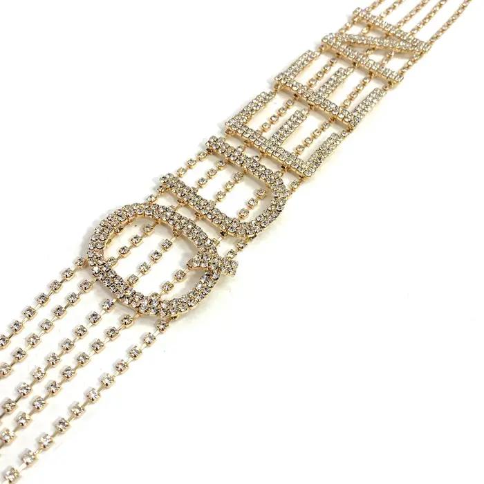 Collier avec lettres Queen en strass pour femmes, design hip hop, collier ras du cou en strass bleu ou rouge pour occasions spéciales