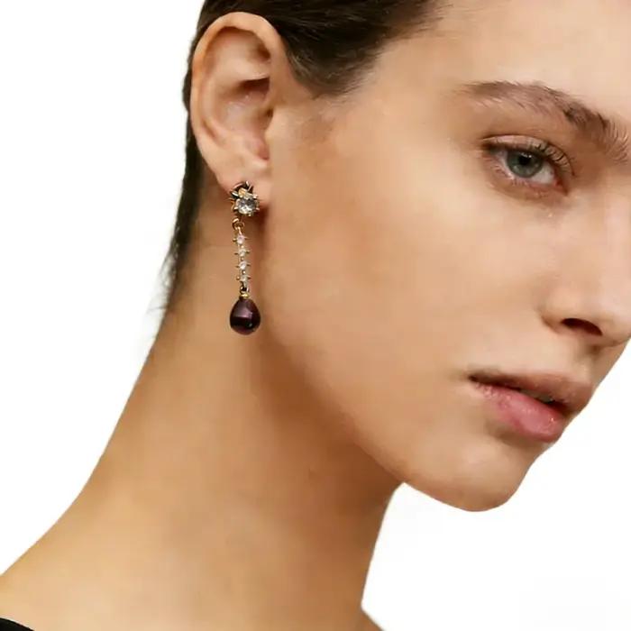 Bijoux de boucle d'oreille de perle de femme moderne