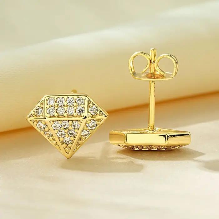 Rrjzz Boucles d'oreilles uniques plaquées or 14 carats en forme de diamant scintillant Fashion CZ Simulé Diamant Ear Stud pour femmes et hommes Bijoux