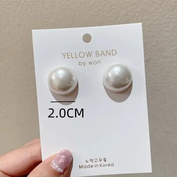 Boucles d'Oreilles en Perle Simulée Rondes pour Femmes Occasions Spéciales Mariage Anniversaire Cadeau Chic Minimaliste