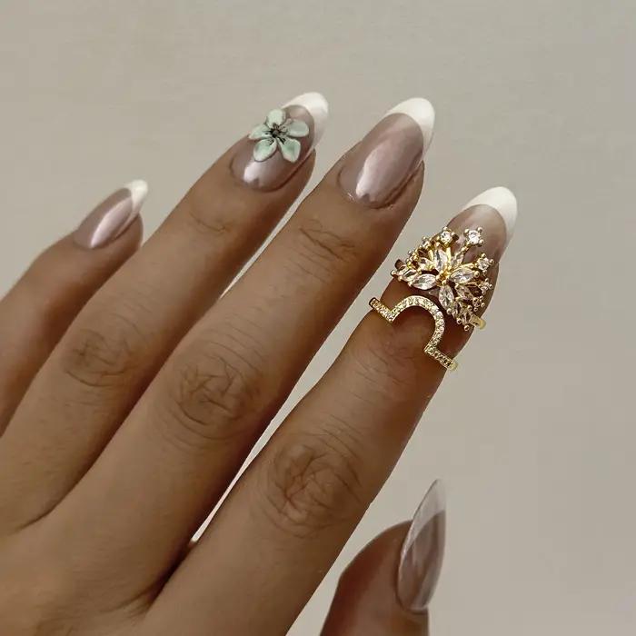 Bague d'ongle en zircon brillant exquise pour femme
