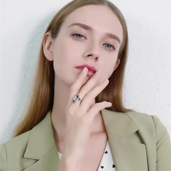Beaux bijoux 100% véritable 925 en argent Sterling rangée de pierres noires bagues de fiançailles