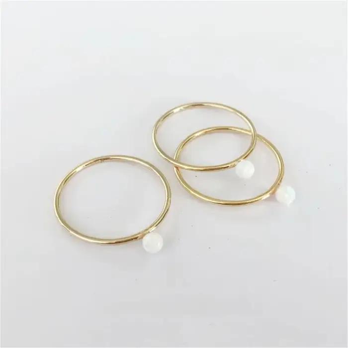 Bague empilable en opale blanche rempli d'or 14K de 3mm