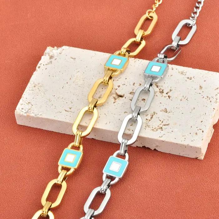 JeeMango – Bracelet à maillons en acier inoxydable pour femmes, bijoux à la mode avec texture métallique dorée, B26004
