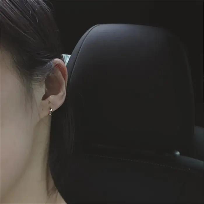 Boucles doreilles geometriques argent sterling 925 plaquees or 14k pour femmes occasions speciales elegance distinction