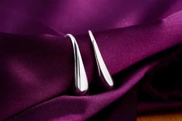 Boucles d'oreilles goutte d'eau en argent 925 pour femmes élégantes, bijoux mode pour occasions spéciales et cadeaux de mariage