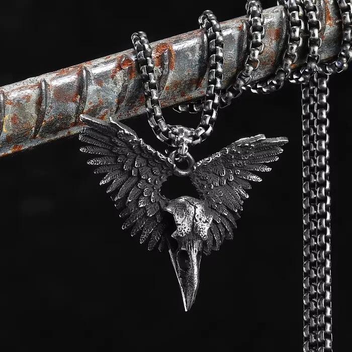 Colliers rétro Viking corbeau pour hommes et femmes, pendentif corbeau en acier inoxydable, chaîne Punk, bijoux à la mode, accessoires, cadeaux, vente en gros