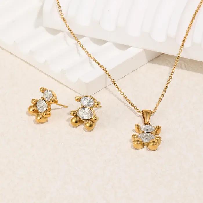 Ensemble de bijoux ours mignon plaqué or hypoallergénique collier et boucles d'oreilles pour femme occasions sociales style classique polyvalent