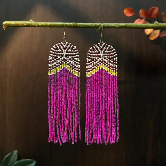 Boucles d'oreilles pendantes pour femmes Inspiration Design, perles de rocaille avec longues franges, crochets d'oreilles en acier inoxydable, accessoires