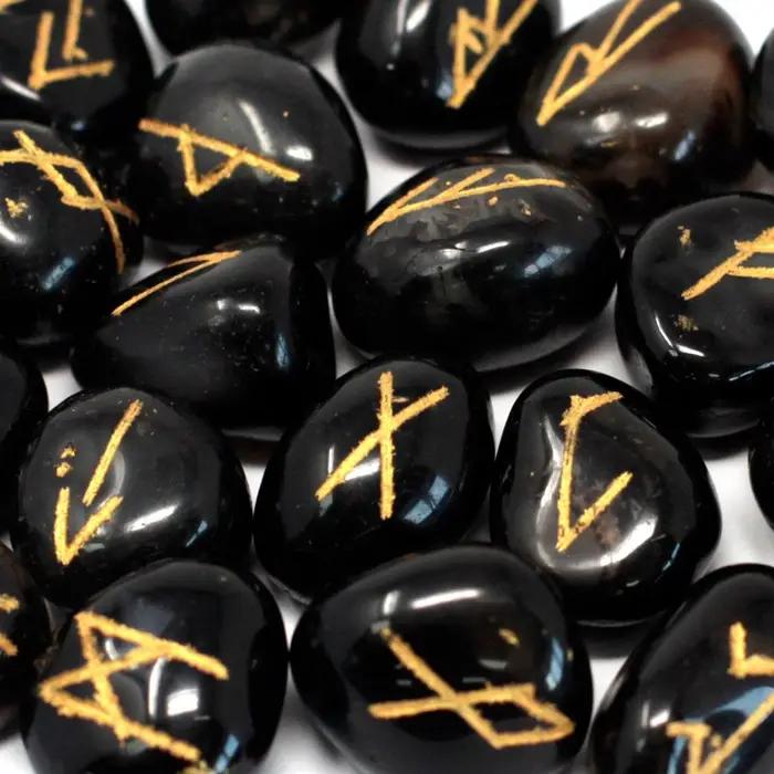 Indian Runes in Pouch - Black Onyx
