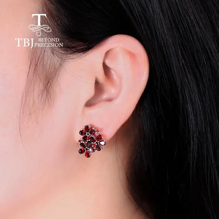 Boucles d'oreilles pendantes en argent sterling 925 avec grenat rouge naturel forme fleur pour femme élégante et raffinée