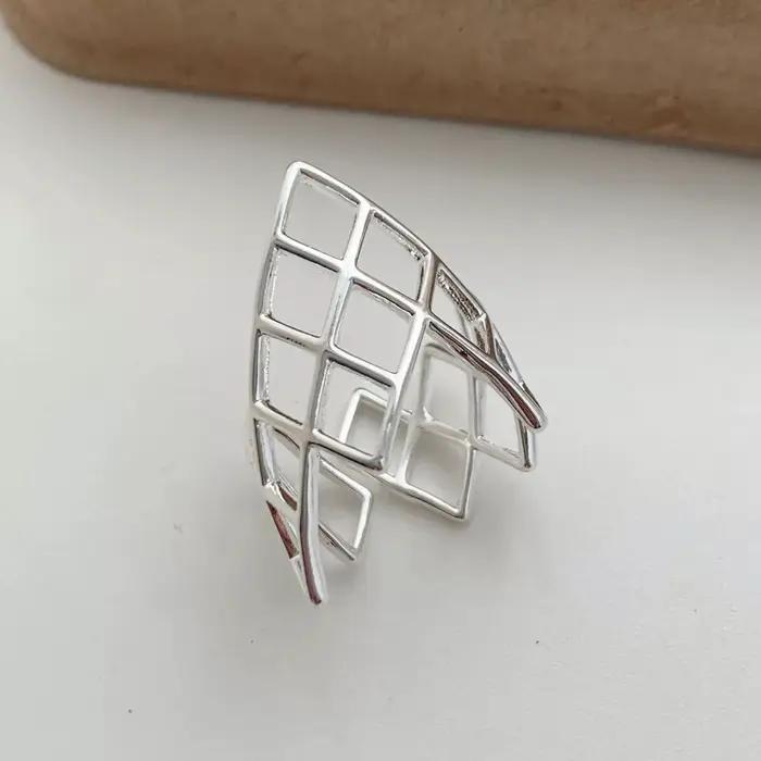 Girlbible Bague géométrique audacieuse en argent sterling 925 pour femmes, style simple et bohème, bijoux de fête, nouvelle tendance, vente en gros