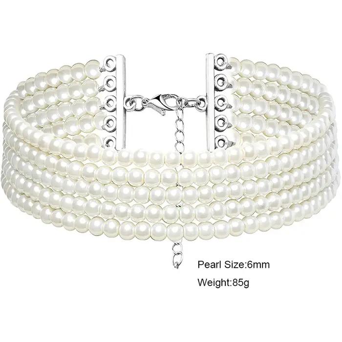 Collier ras du cou multicouche élégant en perles blanches pour femmes