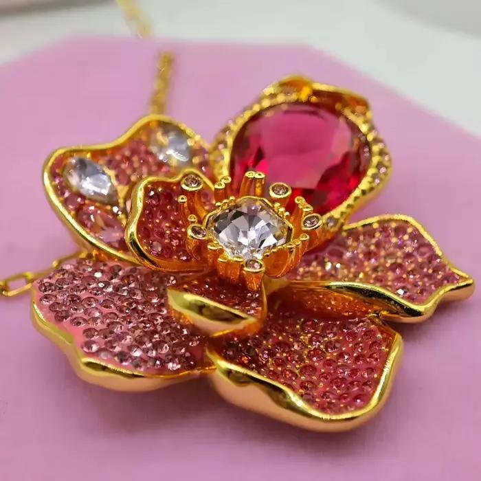 Boucles d'oreilles en cristal exquis grandes fleurs design original bijoux de luxe or rose jaune clair or pur plaqué argent rhodium imitation bronze ancien pistolet noir rhodium