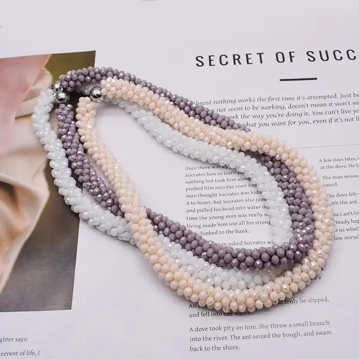 Ensemble de bijoux YanQi en perles de verre classiques pour femmes occasions d'engagement romantique