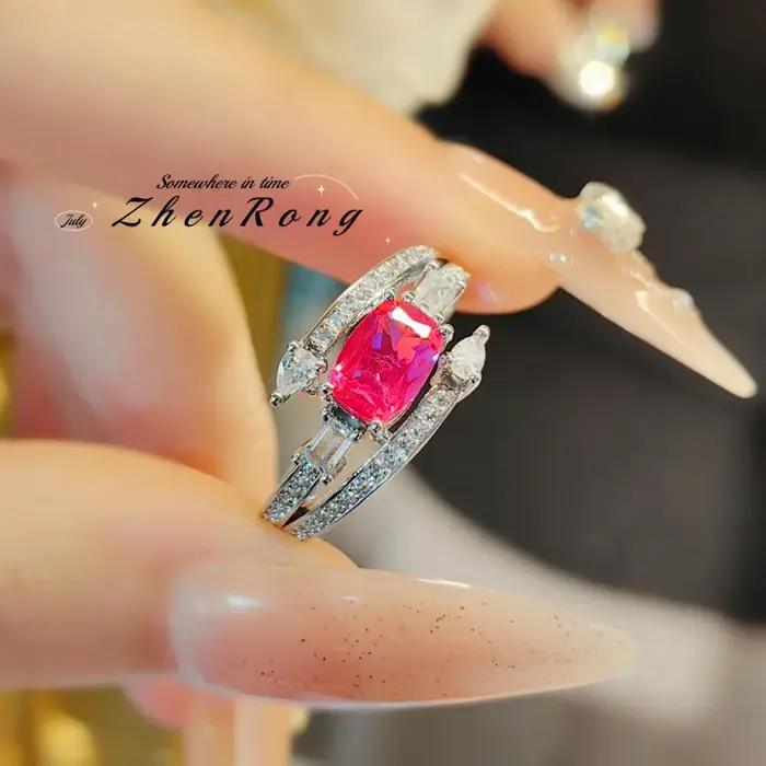 Bague en corindon rouge tendance pour femme - Diamant simulé