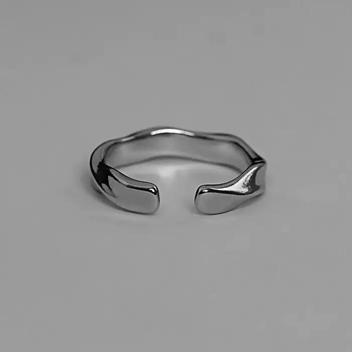 Mobius – bague ondulée en alliage de couleur argent, anneau ouvert pour femmes et hommes, bijoux rétro simples, accessoires tendance